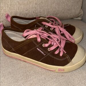 Merrell Sky Jumper Chill Lace Kids Dark Earth Girls Brown Suede Pink Lace Size 4